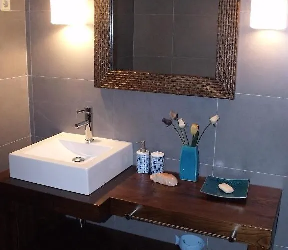 Casa Da Figueira * Póvoa de Lanhoso